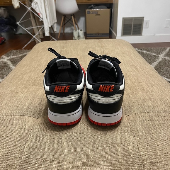 Nike Dunk Low EMB Chicago - Picture 6 of 9